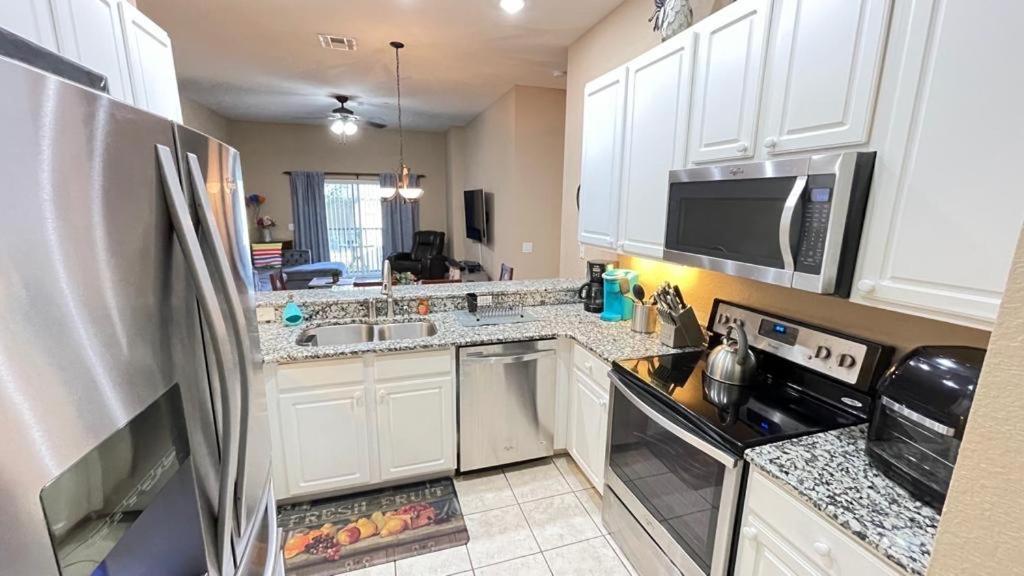 Beautiful 3 Bedroom Apartment Minutes From Disney! Киссимми Экстерьер фото